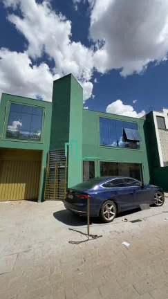 Imagem Imóvel muito bem localizado em área nobre de Ribeirão, ao lado de bancos e ótimos comércios.