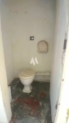 Imagem Loja Comercial Ampla no Centro de Santos Área total de 270m² Ótima localização em uma rua movimenta