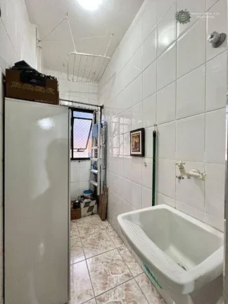 Imagem Apartamento com 2 dormitórios à venda, 64 m² por R$ 380.000,00 - Aviação - Praia Grande/SP