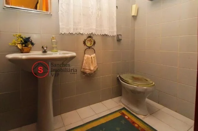 Imagem SOBRADO COM 3 DORMITÓRIOS A VENDA NA VILA ZELINA. 2 VAGAS COBERTAS E QUINTAL. EXCELENTE LOCALIZAÇÃO, AO LADO DO LARGO DA VILA ZELINA E PADARIA CEPAM.