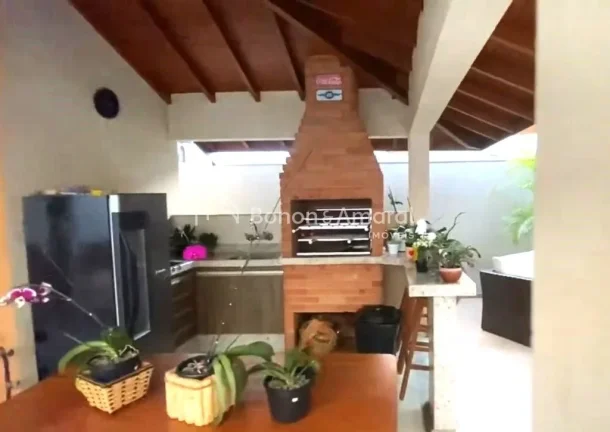 Imagem Sobrado à venda no Condomínio Terras do Fontanário, em Paulínia!

Lindo casa térrea com 03 quar...