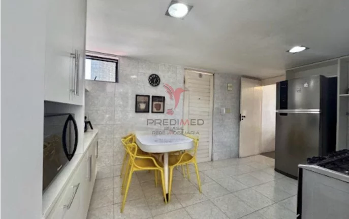 Imagem Apartamento de 3 Suites, 2 Varandas, Maravilhoso no bairro de Tambaú a 300m da Praia
