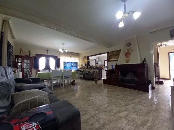 Imagem Casa para Venda em Teresópolis / RJ no bairro Fazendinha