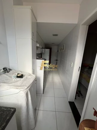 Imagem Venha conhecer essa incrível cobertura duplex localizada na praia do morro.