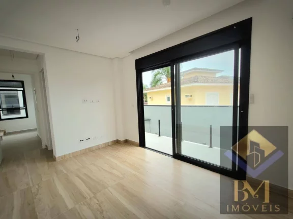 Imagem Belíssima casa assobradada em condomínio fechado