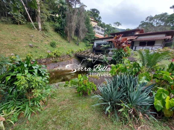 Imagem Casa com 3 dormitórios à venda, 200 m² por R$ 1.290.000,00 - Parque do Ingá - Teresópolis/RJ