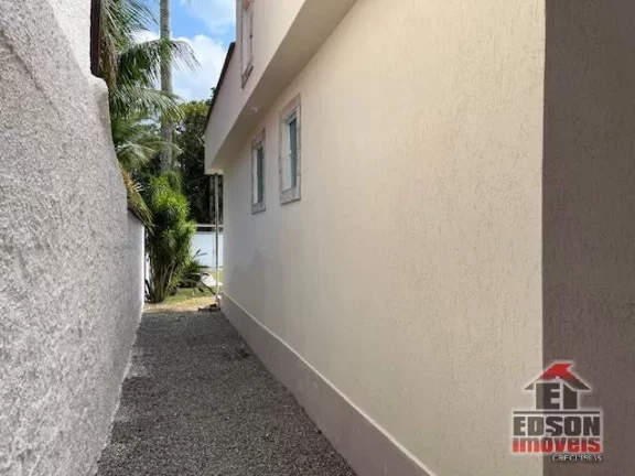 Imagem Casa de 2 Quartos, 1 Suíte em Itaipuaçu
