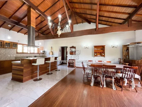 Imagem Casa com 4 dormitórios à venda, 519 m² por R$ 2.595.000,00 - Alto - Teresópolis/RJ