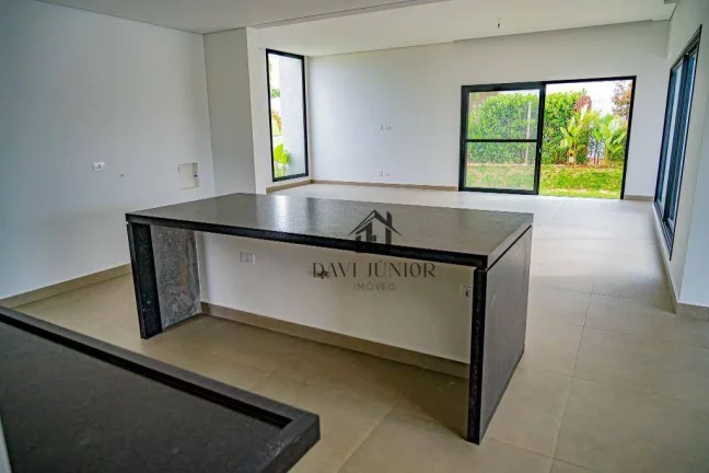 Imagem Casa com 3 suites com closet à venda, 378 m² por R$ 2.990.000 - Residencial Saint Charbel - Araçoiaba da Serra/SP