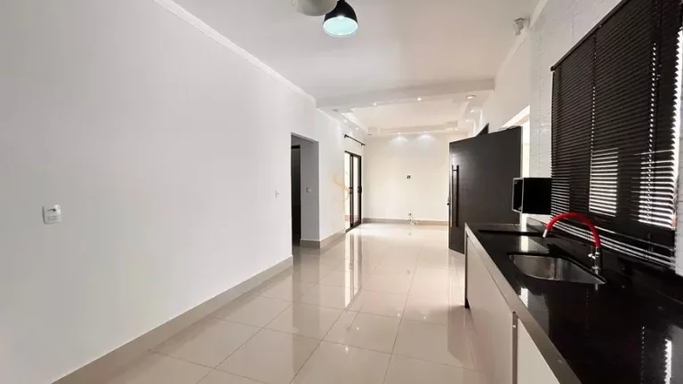 Imagem Casa tipo para venda em Residencial Irineu Zanetti com 3 quartos, sendo 2 suítes, 166m2
