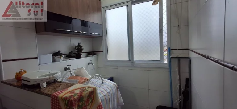 Imagem Imperdível oportunidade: Apartamento à venda em Praia Grande-SP, bairro Ocian, 2 quartos, 1 suíte, 2 salas, 2 banheiros, 1 vaga.