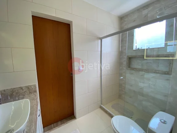 Imagem Casa linear, 3 quartos, mobiliada, Cond. dos Pássaros - Cabo Frio