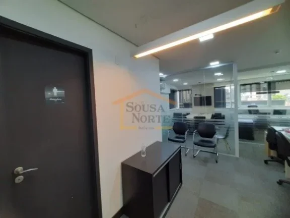 Imagem Sala comercial no 8º andar, composta por 2 salas unificadas de 51m² cada, totalizando 102m².

Loc...