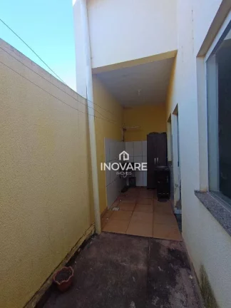 Imagem Casa com 2 dormitórios à venda, 70 m² por R$ 210.000,00 - Setor Nossa Senhora da Saúde - Itumbiara/GO