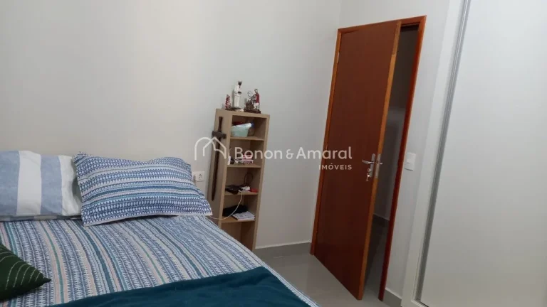 Imagem Encante-se com esta bela casa térrea, estrategicamente localizada próxima ao Shopping Dom Pedro, e...