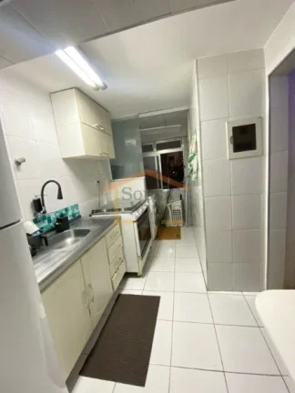 Imagem Apartamento, 62m², dispõe de 2 dormitórios, 1 banheiro, sala para dois ambientes, armários na co...