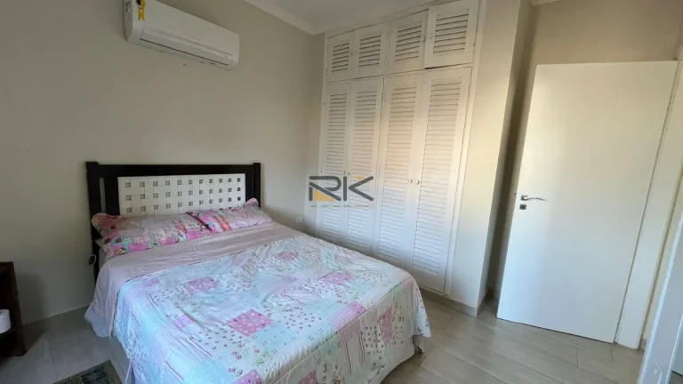 Imagem APARTAMENTO NA BARRA DA LAGOA COM 2 DORMITÓRIOS,2 BANHEIROS,SALA 2 AMBIENTES