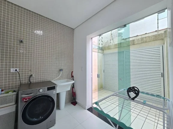 Imagem Venha conhecer essa casa !!!