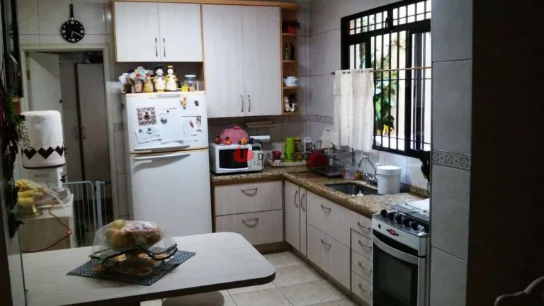 Imagem Sobrado à venda, 230mts A.U., 3 Dorms, 1 Suite, 2 Vagas, Olímpico, São Caetano do Sul - SP