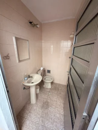 Imagem Sobrado com 3 Quartos para Alugar, 140 m² em Vila Bertioga - São Paulo