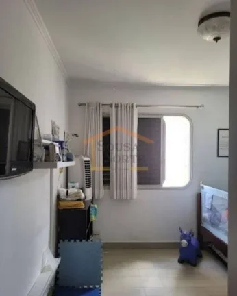 Imagem Apartamento com 120 m² de área útil. Conta com 3 dormitórios, sendo 1 suíte, além de um quarto...