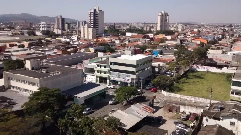 Imagem Terreno comercial à venda, Centro, Suzano, rua general Francisco Glicério, ao lado da Caixa Econômica Federal.