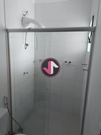 Imagem Casa dos Sonhos à Venda em Cuiabá  Condomínio Malibu Residence Encante-se com esta casa moderna...