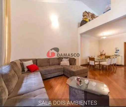 Imagem Casa à venda 3 Quartos, 1 Suite, 3 Vagas, 220M², Barcelona, São Caetano do Sul - SP