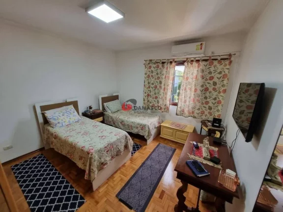 Imagem Casa à venda 3 Quartos, 1 Suite, 10 Vagas, 279M², Osvaldo Cruz, São Caetano do Sul - SP