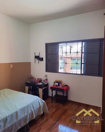 Imagem Casa à Venda com 3 dormitórios sendo 1 suíte de R$940.000,00 por R$884.000,00- Agapeama - Jundiaí/SP