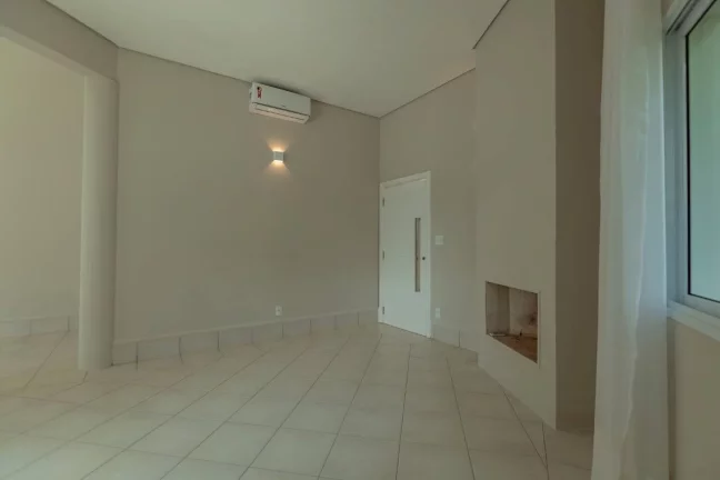 Imagem Casa com 4 dormitórios à venda no Alphaville Campinas/SP