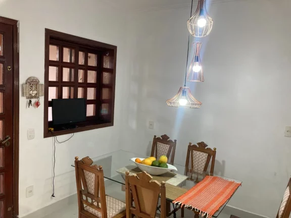 Imagem Sobrado com 3 dormitórios à venda, 350 m² por R$ 750.000,00 - Centro - Poá/SP