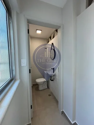 Imagem Imóvel de alto padrão à venda em Pinheiros, São Paulo-SP: 3 quartos, 1 suíte, 2 salas, 1 banheiro, 1 vaga, 105m².
