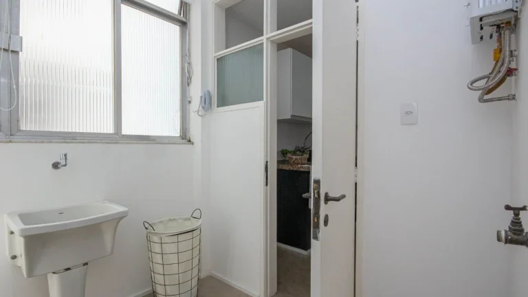 Imagem Apartamento Botafogo - 87M², 2 Dorms, 1 Vaga Demarcada, Playground, Área Verde, Ar Condicionado, Armários.
