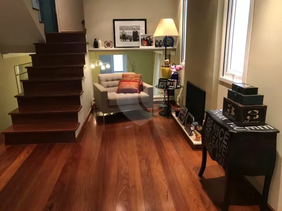 Imagem Casa à venda com 2 quartos, sendo 2 suítes, no condomínio Vilagio Viccino, São Paulo - SP