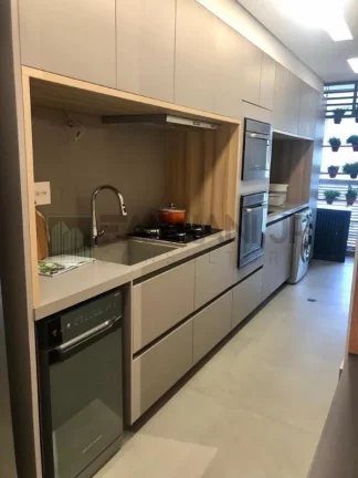 Imagem Venha se encantar com este maravilhoso imóvel à venda em uma das melhores localizações de São Paulo! Com 2 quartos, sendo 1 suíte, e 2 banheiros, es