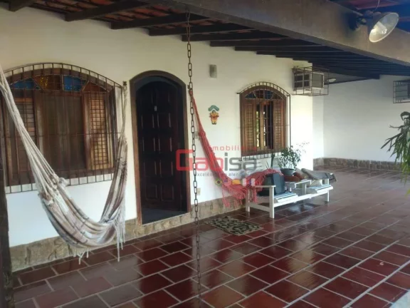 Imagem Casa com 7 dormitórios à venda, 303 m² por R$ 1.200.000,00 - Balneário das Conchas - São Pedro da Aldeia/RJ