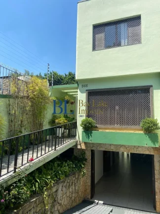 Imagem Sobrado À Venda Com 170M² -3 Quartos - 4 Vagas!!Na Agua Rasa!