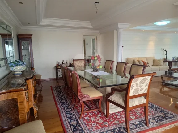 Imagem Apartamento à venda com 4 quartos, sendo 4 suítes, no condomínio Royal Gate, São Paulo - SP