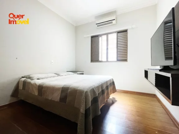 Imagem Casa à Venda no Jardim Anhangüera, Ribeirão Preto-SP: 3 Quartos, 1 Suíte, 1 Sala, 4 Banheiros, 6 Vagas de Garagem, 380m²!