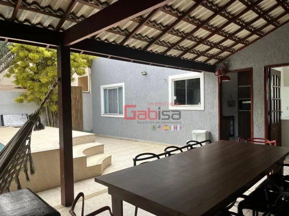 Imagem Casa com 3 dormitórios à venda, 180 m² por R$ 790.000,00 - Guriri - Cabo Frio/RJ