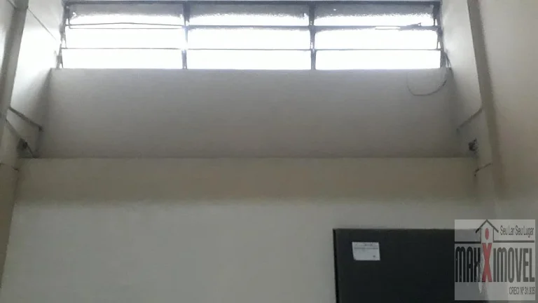 Imagem Sala comercial (loja) no Rio Comprido à venda RJ