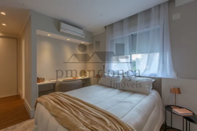 Imagem Apartamento no Alto da Lapa com 190m², 3 suítes e 3 vagas.