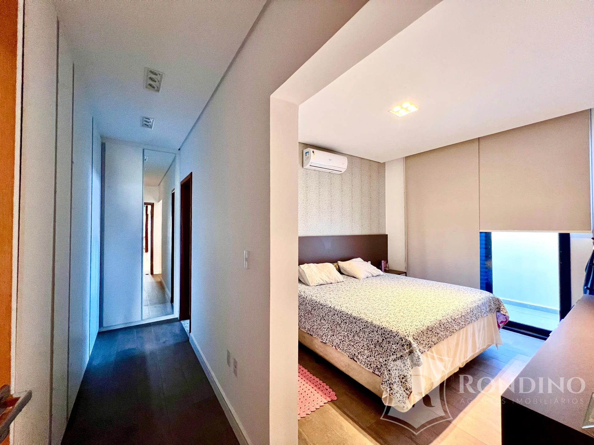 Imagem Casa de alto padrão com 3 suítes no Condomínio Bouganville - Conforto e Sofisticação - Sorocaba - SP