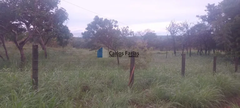 Imagem Chácara para Venda em Brasília, Setor Habitacional Tororó (Jardim Botânico), 1 dormitório, 1 banheiro, 2 vagas