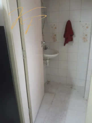 Imagem Excelente oportunidade de investimento em sala comercial na Vila Clayton, Valinhos-SP: 3 salas, 2 banheiros, 1 vaga, 80m²!