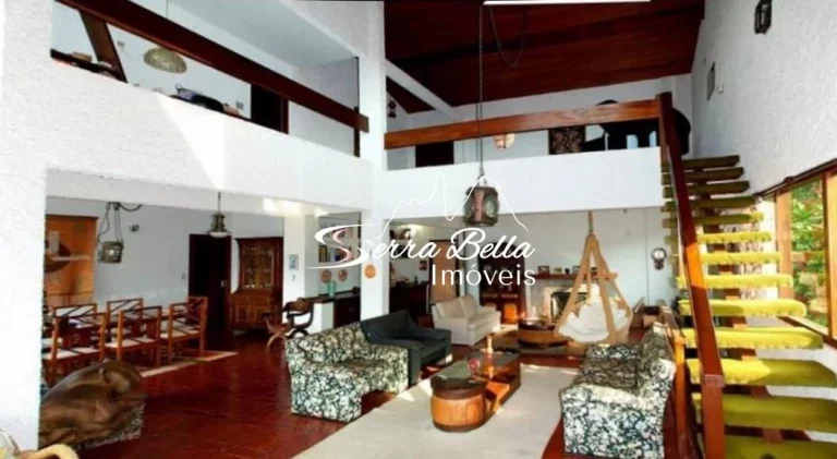 Imagem Casa com 6 dormitórios à venda, 374 m² por R$ 1.586.000,00 - Golfe - Teresópolis/RJ