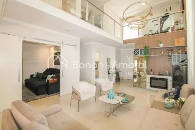 Imagem Campinas, próxima ao Alphaville. Com 340m² de área construída, esta casa oferece uma combinaçã...