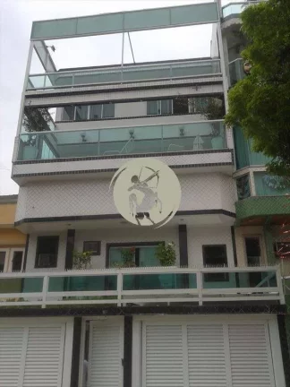 Imagem SOBRADO IMPONENTE PROXIMO A PRAIA COM ELEVADOR!!! LOCALIZADO EM RUA TRADICIONAL DE SANTOS,RICA EM AR...