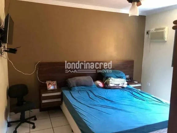 Imagem Casa Ampla na Zona Norte de Londrina – 382m² de terreno, 180m² construídos, 3 quartos, 5 vagas e espaço para futura área gourmet!